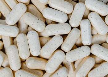 “임신중 타이레놀 복용하면 태아 자폐 위험”