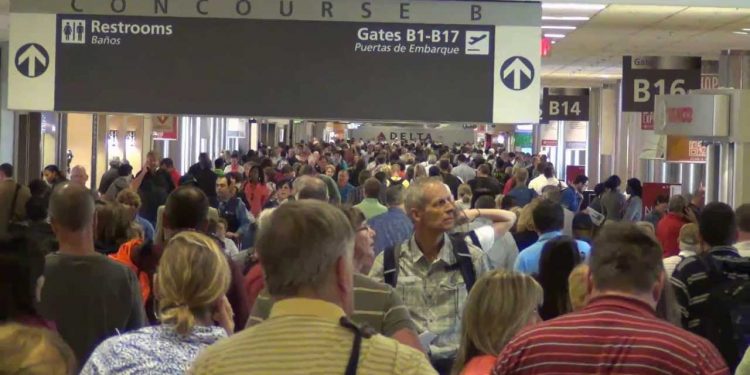 애틀랜타 공항 총격 위협 용의자 체포