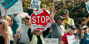 “왕은 없다” 외친 전국 시위…트럼프정부 권력 남용 규탄