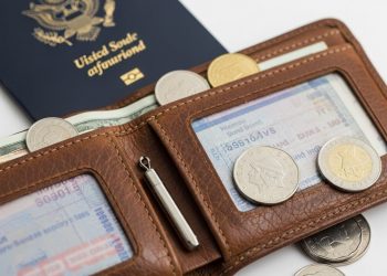 미국 공항 입출국 절차 대폭 강화… 얼굴인식 의무화·비자 보증금 도입