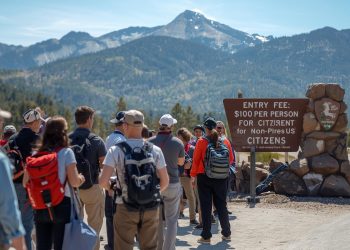 미 국립공원, 외국인 관광객 입장료 1인당 100달러로 인상