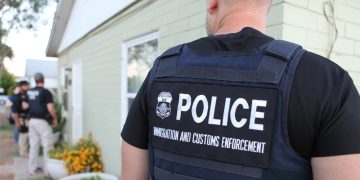 “ICE, 샬롯 일대서 이민 단속…커뮤니티 불안 확산”