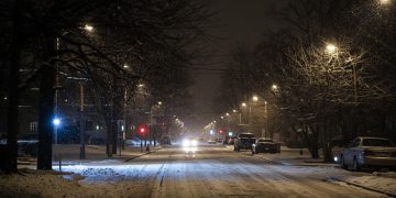 그린스보로, 금요일(12/5) 밤 눈 또는 눈섞임(Wintry Mix) 가능성 최고조