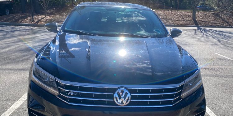 “2017년 형 폭스바겐 파사트 R Line 모델 팝니다”