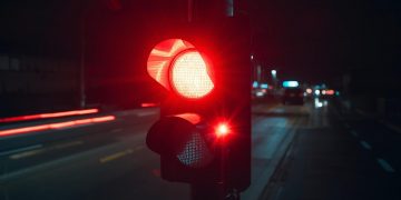 그린스보로, 20년 만에 ‘적색 신호 위반 카메라’ 부활… 올봄 5곳 시범 운영