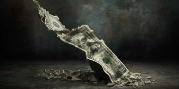 美 달러화 가치 4년 만에 최저… ‘약달러 시대’ 누가 웃고 우나