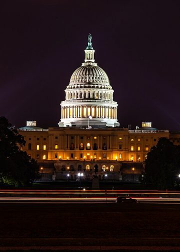 트럼프 2기 정부 또다시 셧다운… ‘이민 단속 총격’에 예산안 발목