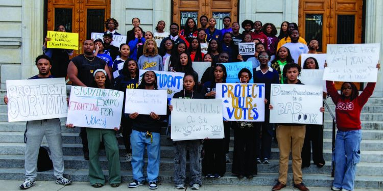 NC 대학생들, 캠퍼스 조기투표소 폐지에 연방소송 제기 — “투표권 접근 차별” 주장