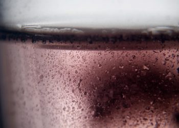 계속되는 수돗물 변색에 그린스보로 주민 우려 확산