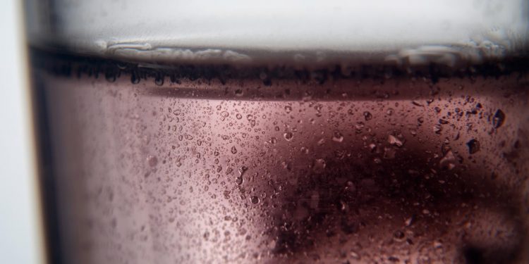 계속되는 수돗물 변색에 그린스보로 주민 우려 확산