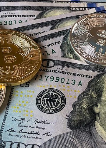 트럼프 행정부, 은행 고객 ‘시민권 정보’ 수집 의무화 검토 — 금융 접근 제한 논란 확산