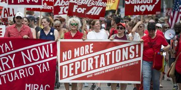 美 연방 법원, 트럼프 행정부 ‘불법 추방’에 제동… 이민 가족 귀환 명령
