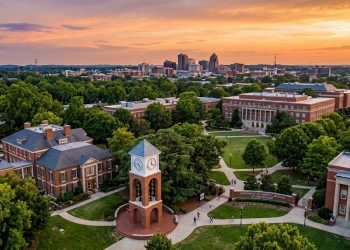 NC주 전역 12개 공립대 등록금 10년 만에 인상