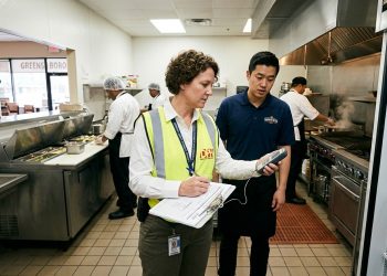 조지아 식당가 ‘가짜 보건 검사관’ 사기 주의보