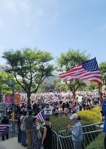 “미국에는 왕이 없다”…전국 3천여 곳 ‘노 킹스 데이’ 시위 확산