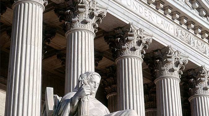 미 대법원 ‘출생지 시민권’ 폐지 놓고 격론… 트럼프, 직접 출석해 압박