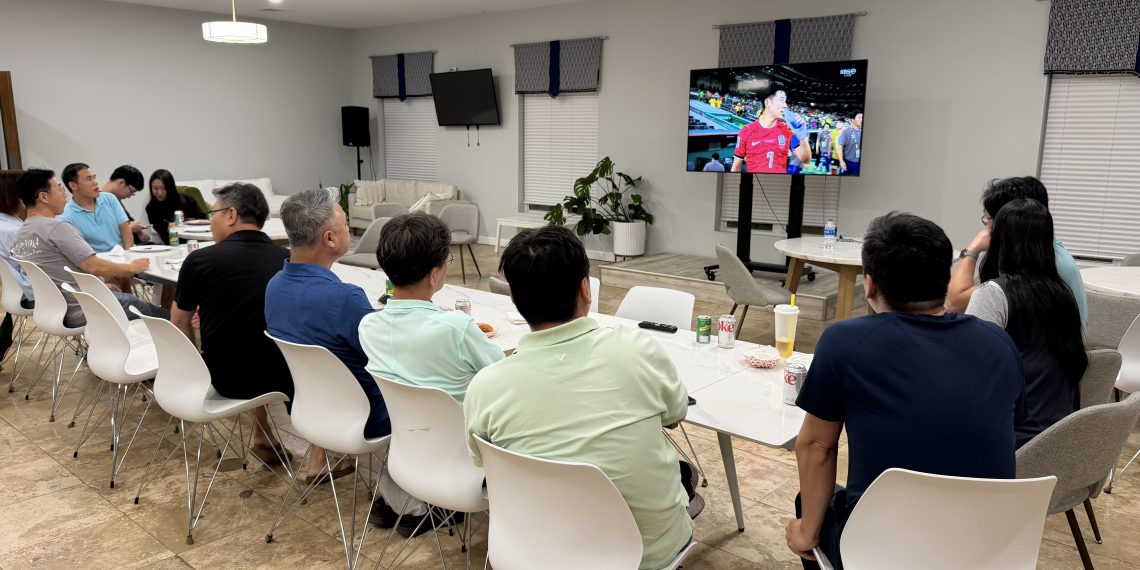 홍명보호, 남아공에 0-1 충격패…조 3위로 밀려나며 32강 자력 진출 무산