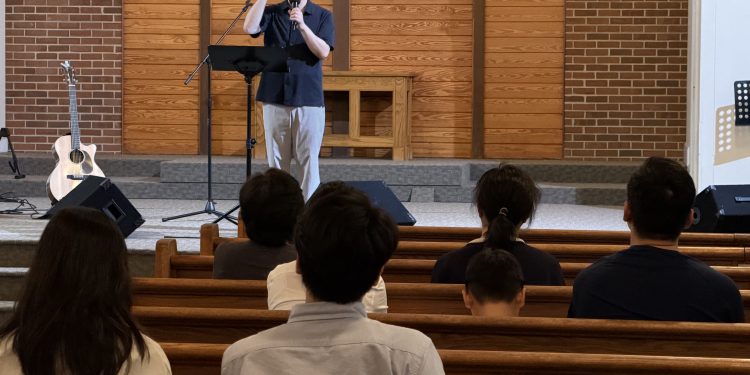 “음악 이전에 하나님을 갈망하는 예배자 되어야” 강명식 사역자, 그린스보로서 찬양세미나에서 강조