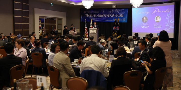 “지역 상공인 배려 부족”…K-굿즈 페어 ‘LA 한인상의 배제’ 논란, 한상총연 사과