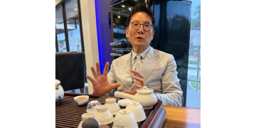 이승만·맥아더 동상 설립 놓고 애틀랜타 한인사회 이견 대립…박은석 회장 “동포 의견수렴이 우선”